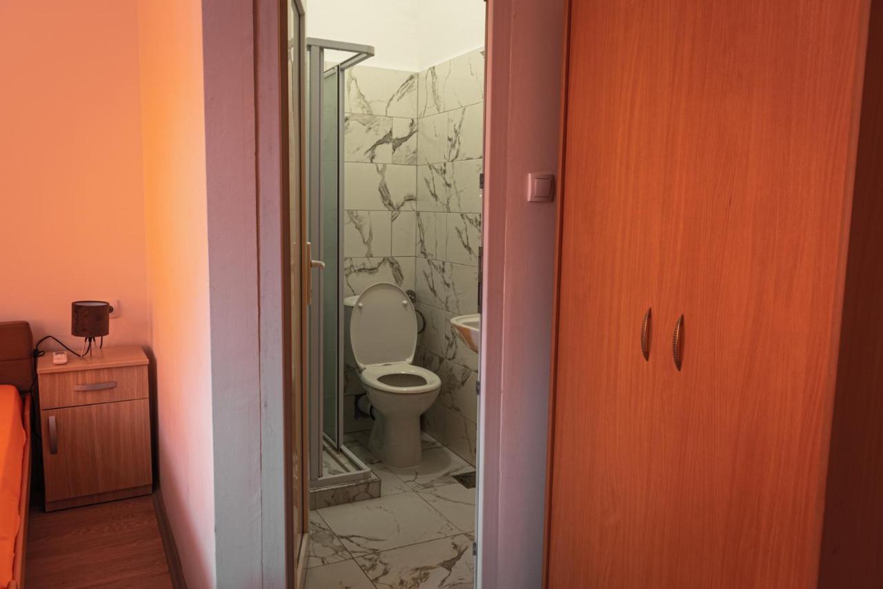 Tabacco Rooms Obrenovac  Exterior foto